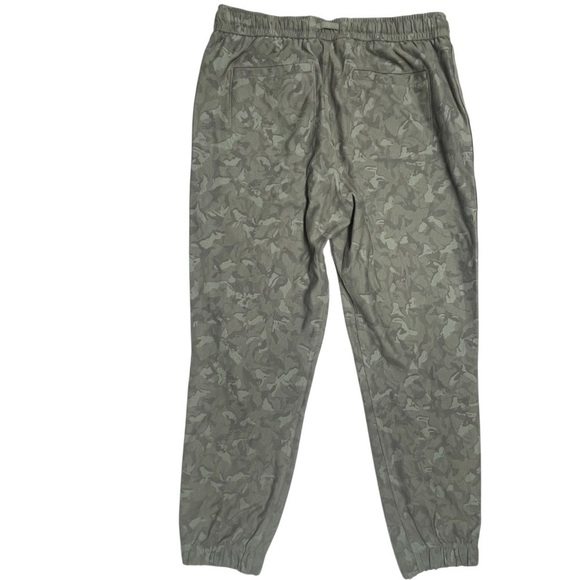 Athleta Stratum Camo Olive Elastic Waist Farallon Jogger Size - Picture 7 of 14